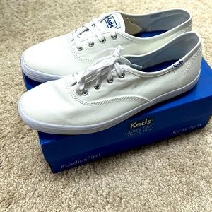 Brand new never worn canvas Keds